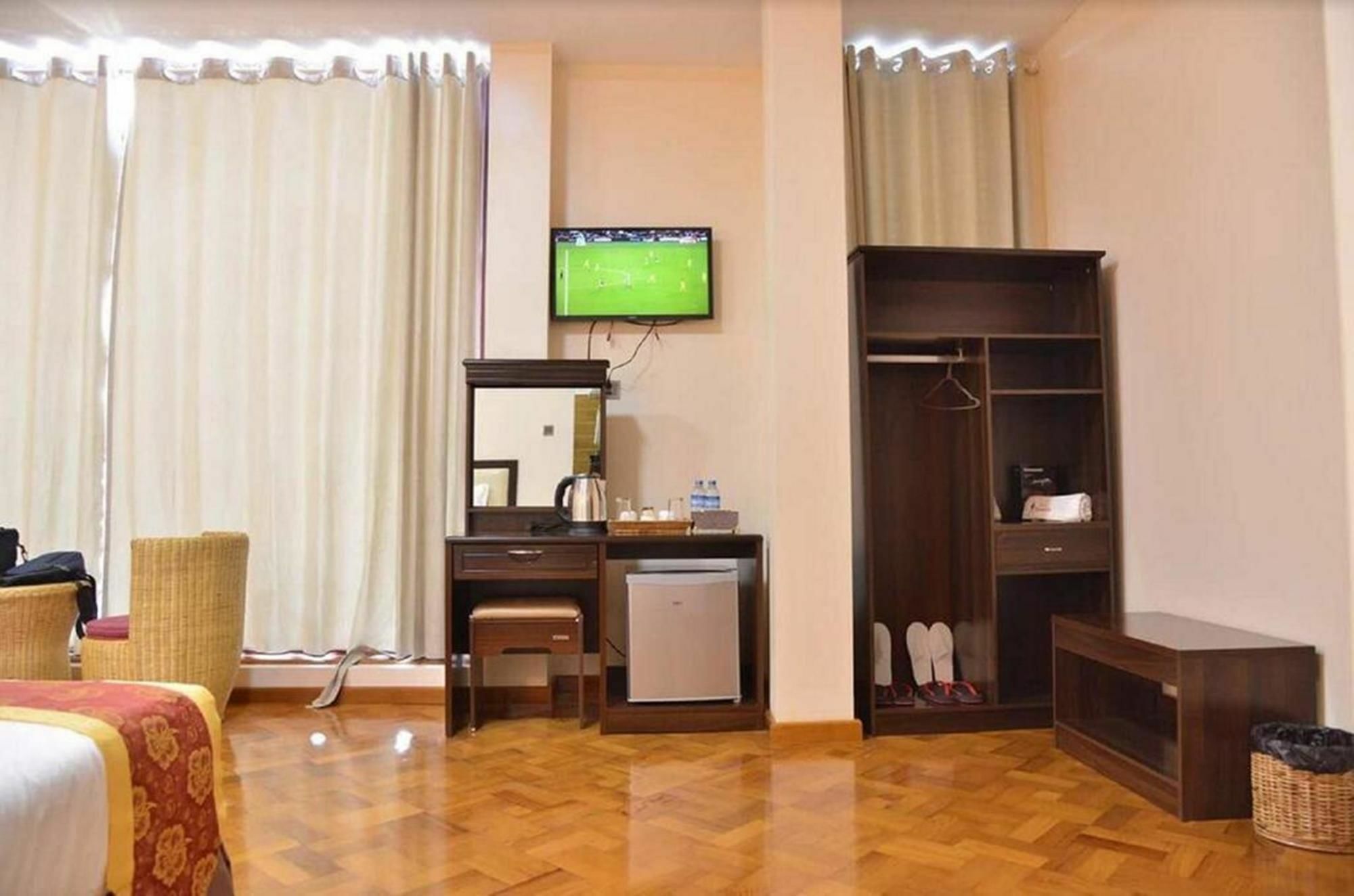Hotel Yadanar Oo Mandalay Luaran gambar