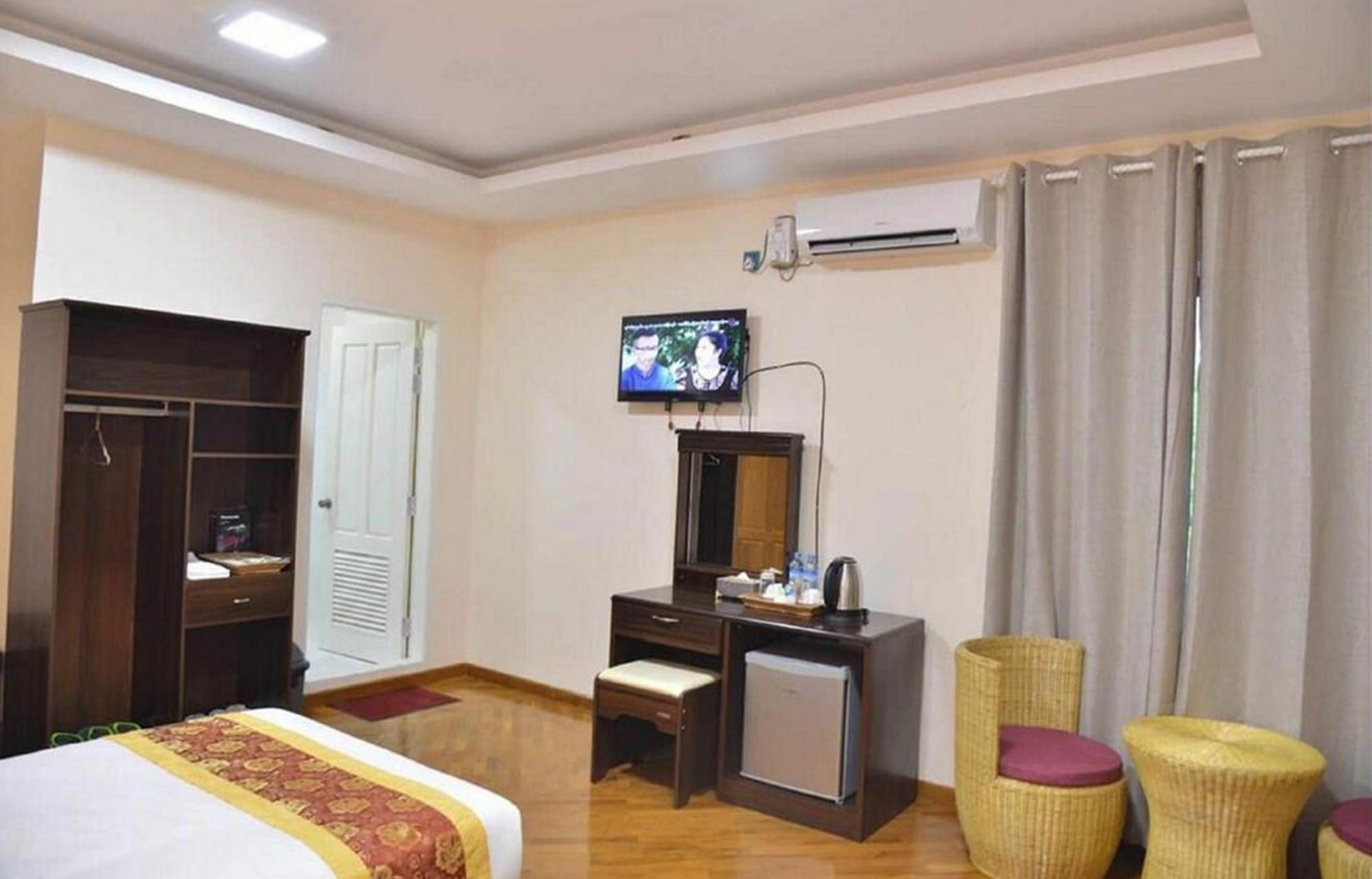 Hotel Yadanar Oo Mandalay Luaran gambar
